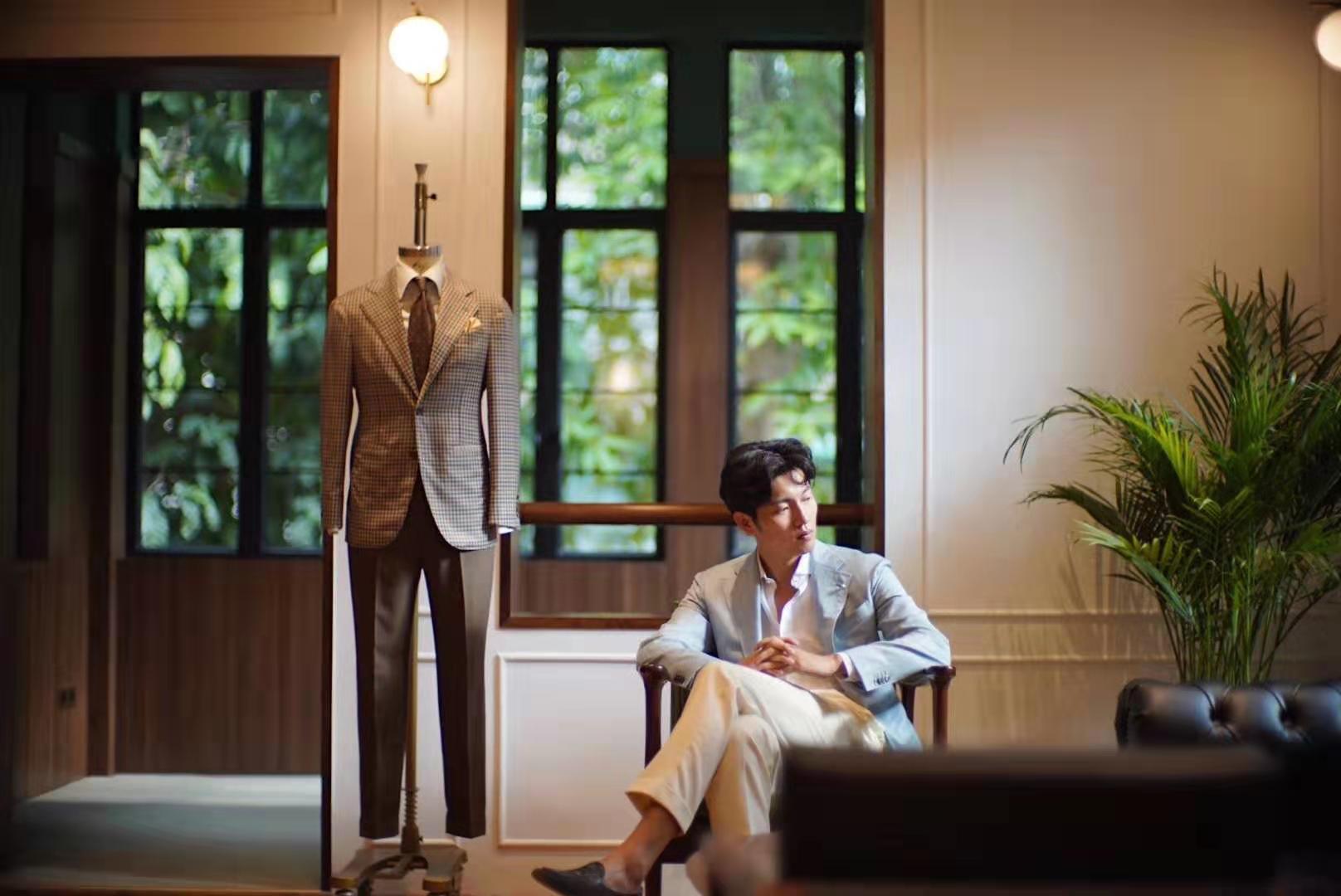 学生故事 | 五大服饰品牌创始人，看他的运筹帷幄指掌间