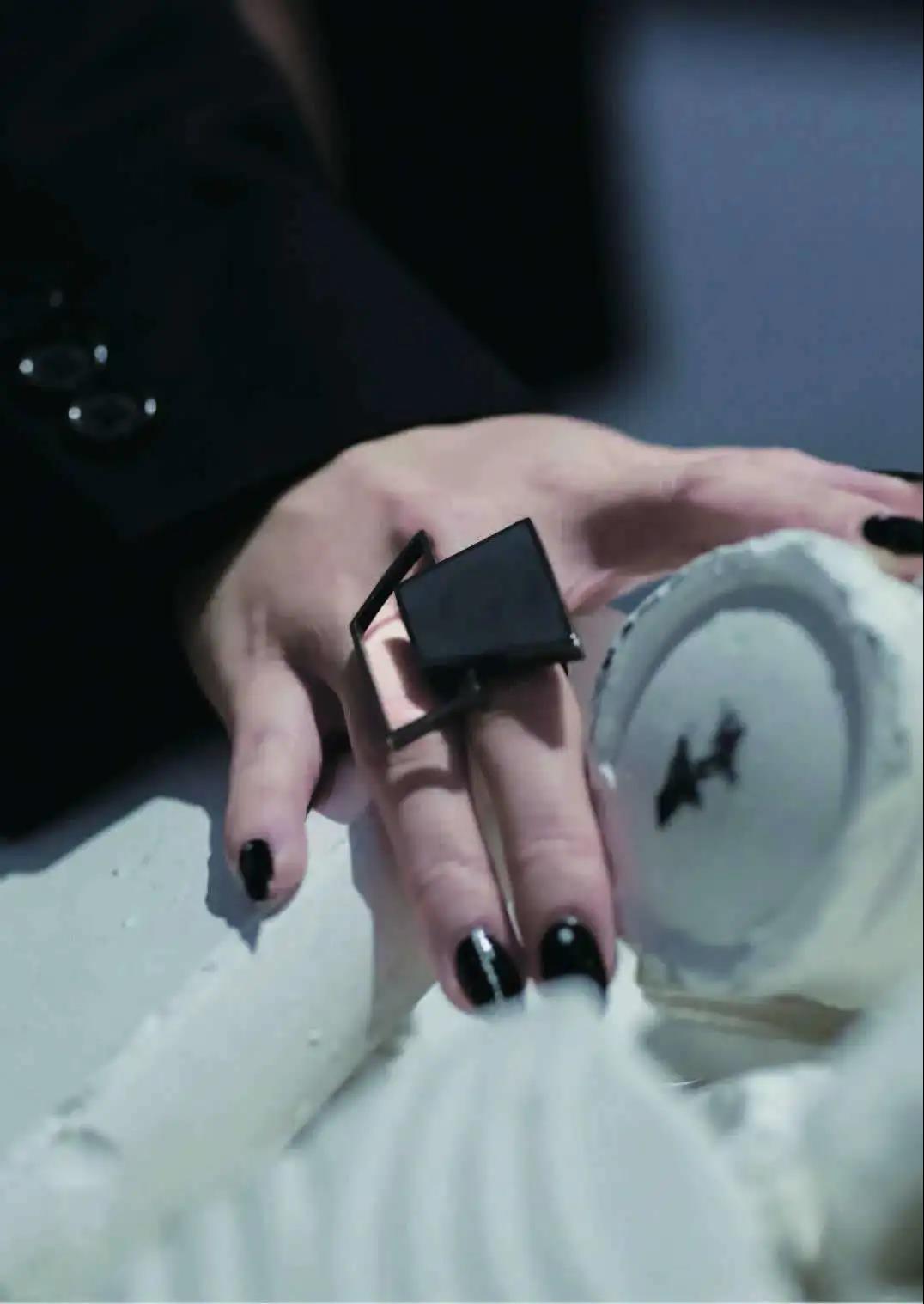 莱佛士设计学院