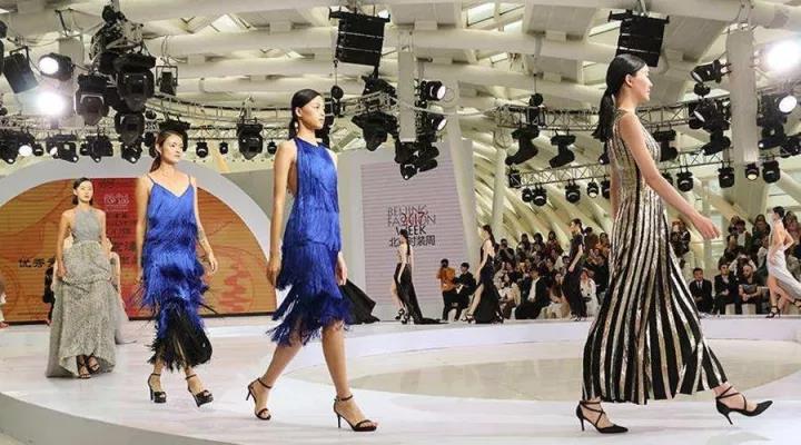 莱佛士服装设计学生获奖作品