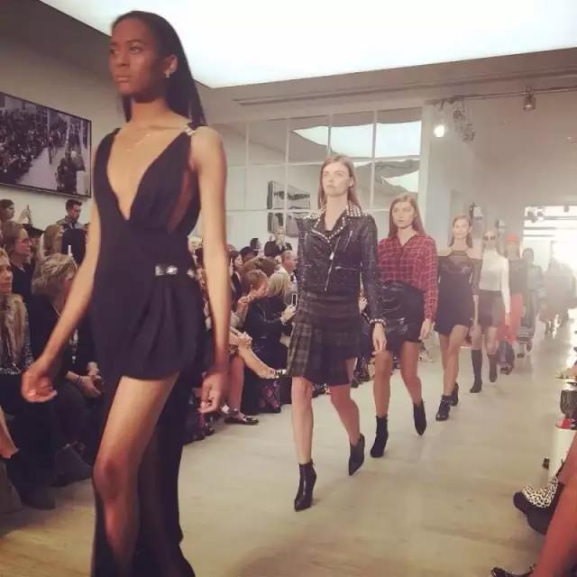 广州莱佛士设计学院师生参加伦敦时装周