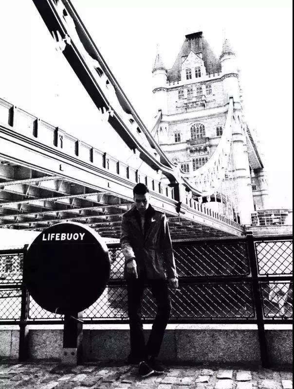 广州莱佛士设计学院师生参加伦敦时装周