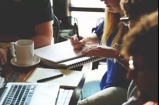 优秀的莱佛士室内设计师摘得了“Greenlam未来设计”比赛的桂冠