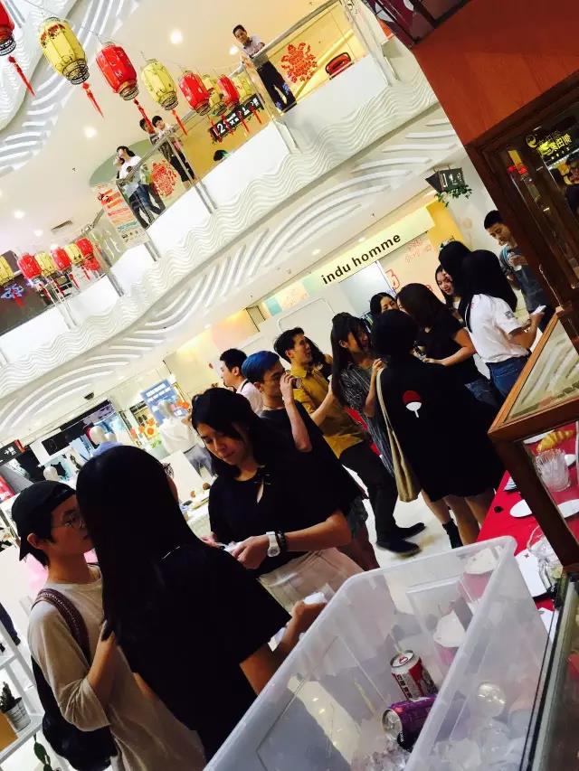 2016莱佛士设计学院市集展览会开幕典礼