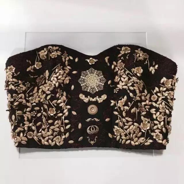 莱佛士设计作品展: 外国领事齐参与！