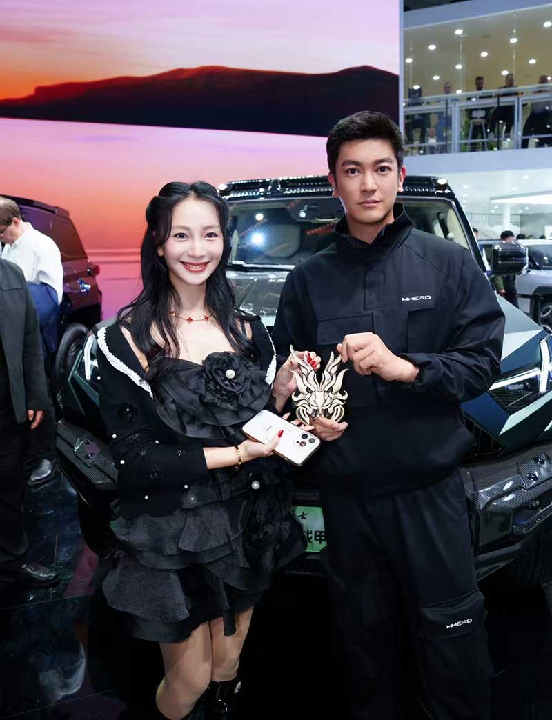 从莱佛士到猛士车友会会长，Melody的“破界”十年-莱佛士设计学院【官网】